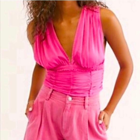 Free People Deep V Cropped Smocked Tie Back Crop Top Blouse Tank - Picture 4 of 4